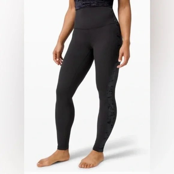 Lululemon Align Super High
Rise Leggings Crushed Velvet black 6 - Picture 2 of 15